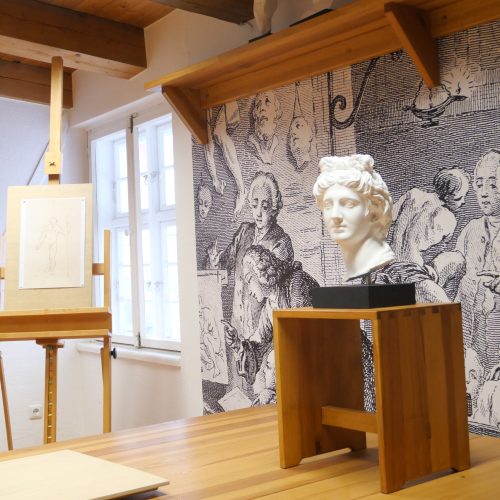 3_Einblick_in_die_Dauerausstellung_Im_Zeichenkabinett_kann_man_auch_selbst_aktiv_werden_Karl_Mühlbach_2023